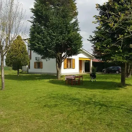 Via Massumatico Sen Pietro In Casale